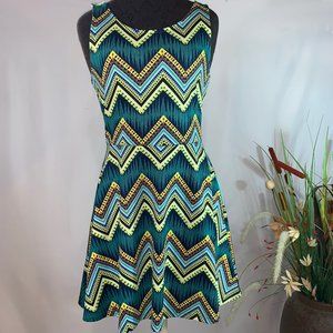 Summer Dress Scoop Neck Sleeveless by H&M